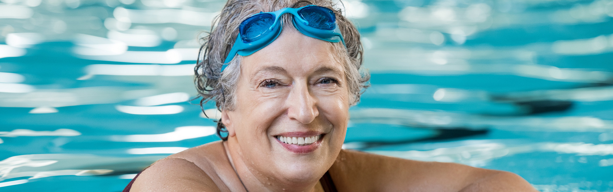 Female cataract patient, able to swim laps with clear vision after cataract surgery