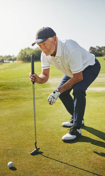 elderly man enjoying golf after cataract surgery in Queen creek Arizona