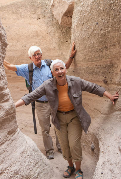 elderly couple enjoying hiking after cataract surgery in Sun Lakes Arizona